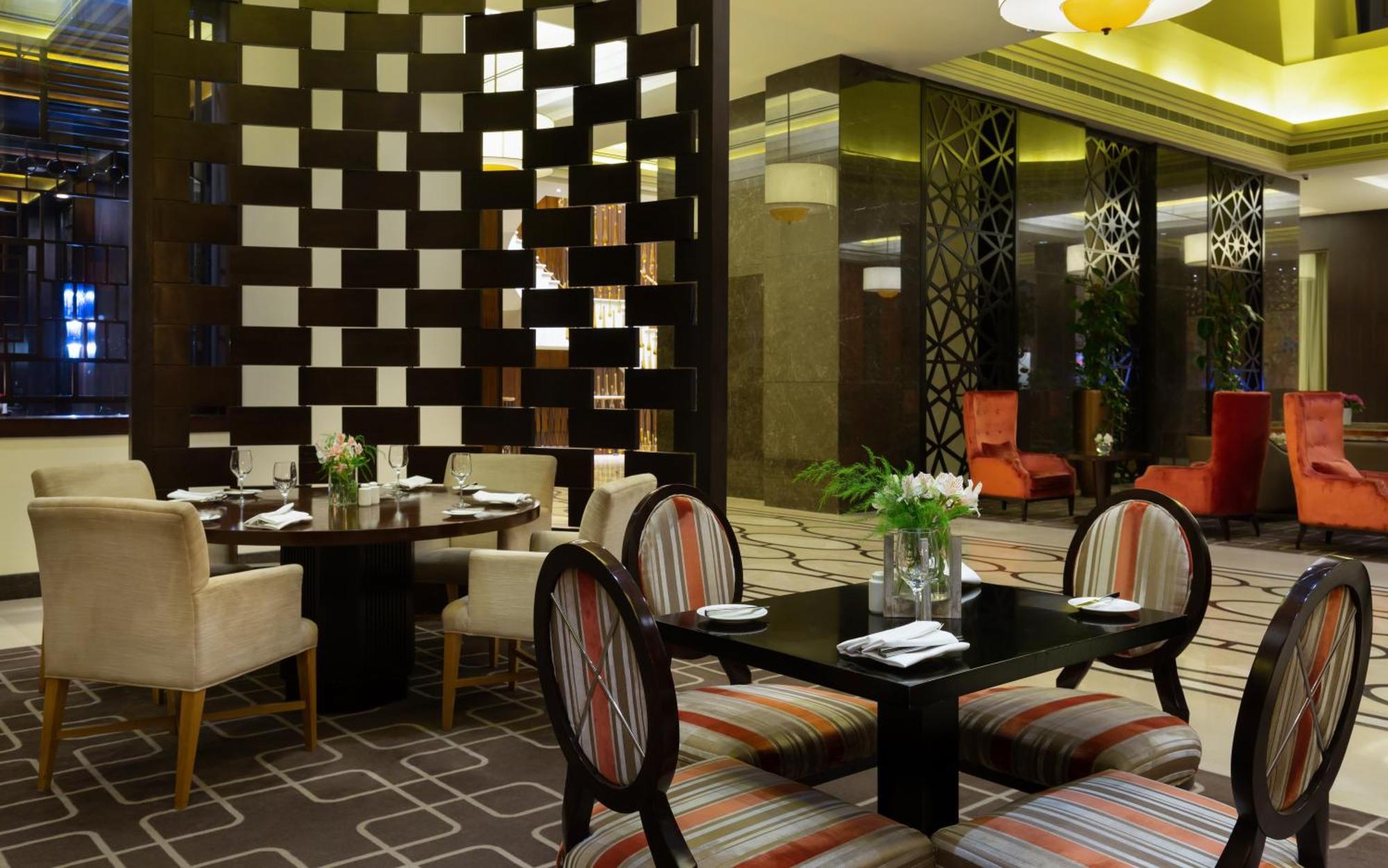 Hilton Dushanbe Exterior foto